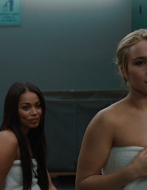 Hayden Panettiere topless dans I Love You Beth Cooper
