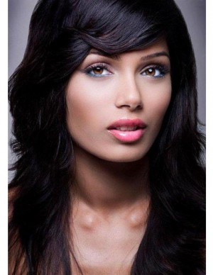 Freida Pinto sera-t-elle la nouvelle Bond Girl ?