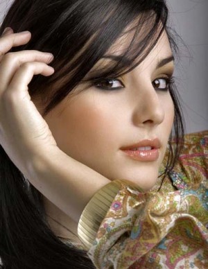 Sarah Riani, la nouvelle Bombe du RnB français