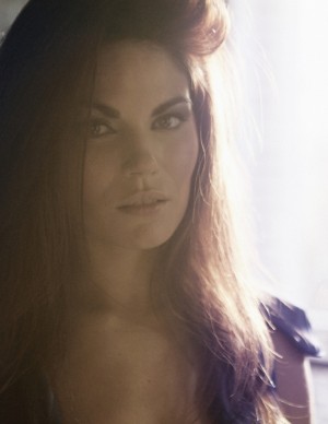 Elisabet Garcia en tenue d’Adam et Eve