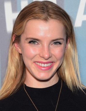 photos Betty Gilpin