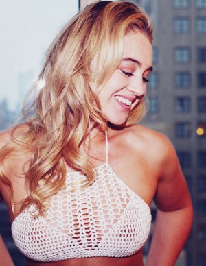 photos Iskra Lawrence