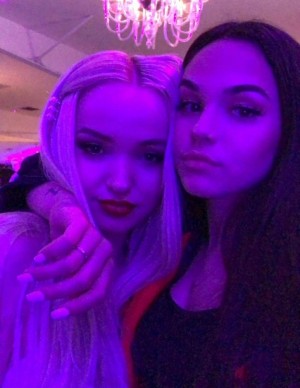 photos Dove Cameron 