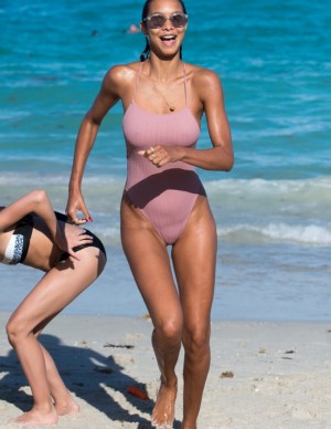 photos Lais Ribeiro