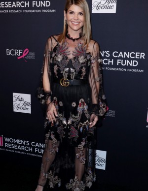 photos Lori Loughlin