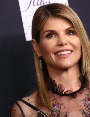 photos Lori Loughlin