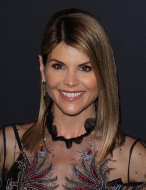 photos Lori Loughlin