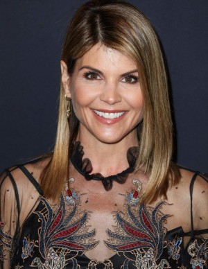 photos Lori Loughlin