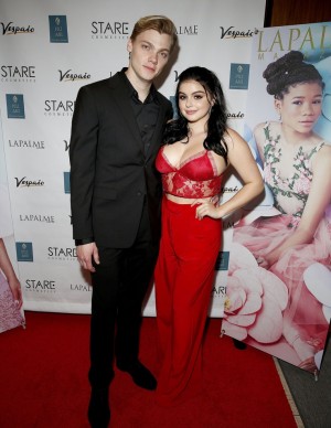 photos Ariel Winter