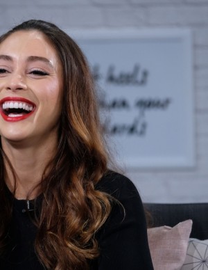 photos Lindsey Morgan