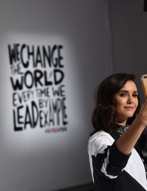 Entrainement Bodyjam de Nina Dobrev pour Reebok x Les Mills