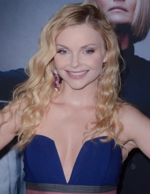 photos Izabella Miko