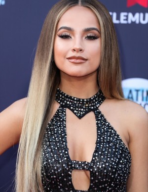 photos Becky G