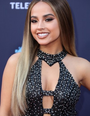 photos Becky G