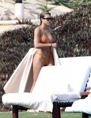 photos Kourtney Kardashian