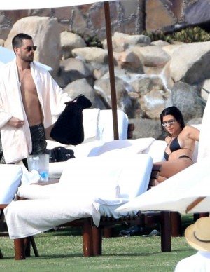 photos Kourtney Kardashian