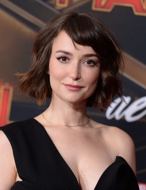 photos Milana Vayntrub