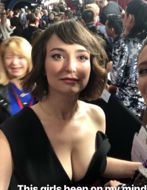 photos Milana Vayntrub