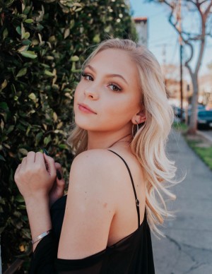 photos Jordyn Jones