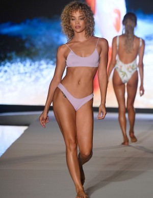 photos Jasmine Sanders