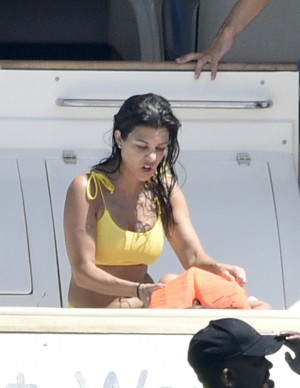 photos Kourtney Kardashian