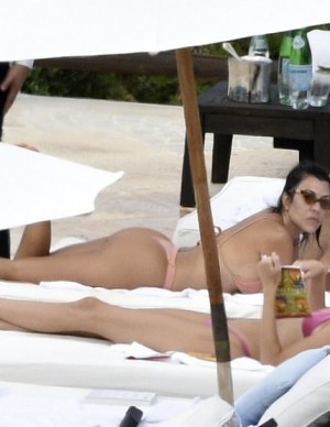 photos Kourtney Kardashian