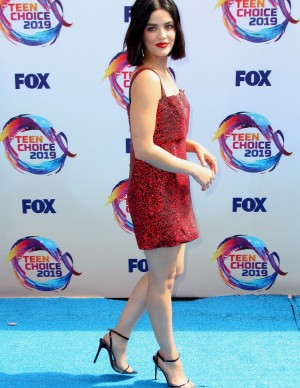 photos Lucy Hale