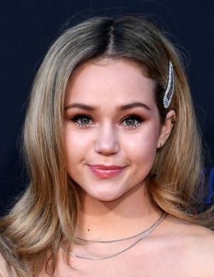 photos Brec Bassinger