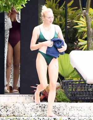 photos Sophie Turner