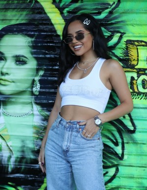 photos Becky G