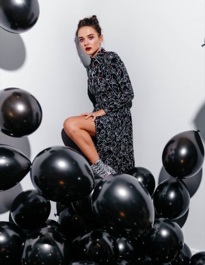 photos Charlotte Lawrence