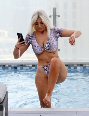 photos Chloe Ferry