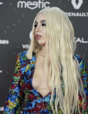 photos Ava Max