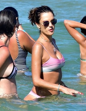 photos Alessandra Ambrosio
