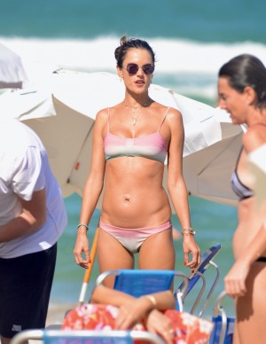 photos Alessandra Ambrosio