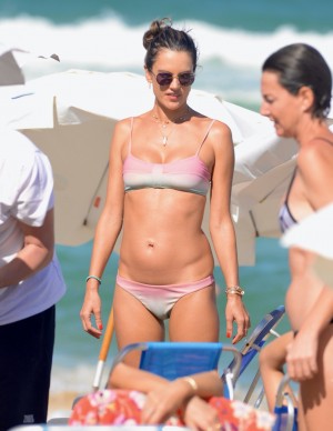 photos Alessandra Ambrosio