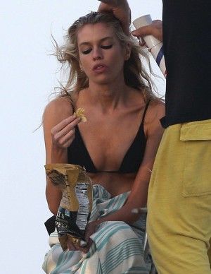 photos Stella Maxwell 