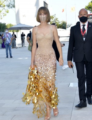 photos Maya Hawke