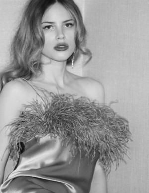 photos Halston Sage