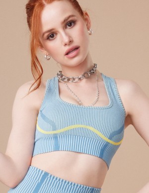 photos Madelaine Petsch