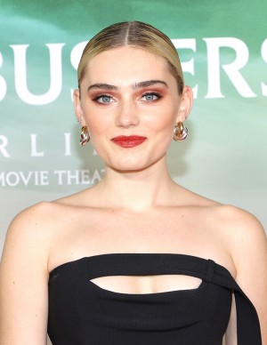 photos Meg Donnelly