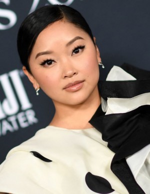 Lana Condor à la 6e cérémonie annuelle des InStyle Awards