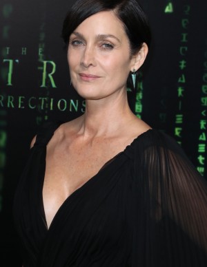 photos Carrie Anne Moss