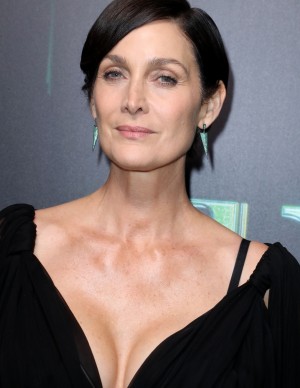 photos Carrie Anne Moss