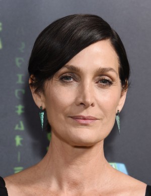 photos Carrie Anne Moss