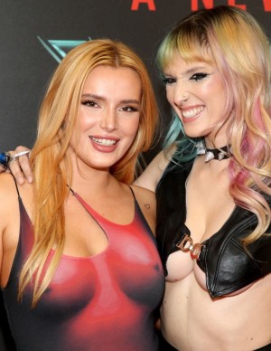 photos Bella Thorne