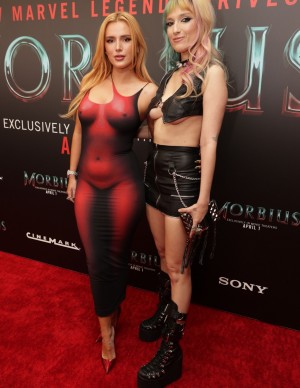 photos Bella Thorne