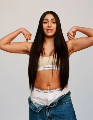 photos Lourdes Leon