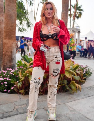 photos Bella Thorne