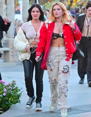 photos Bella Thorne